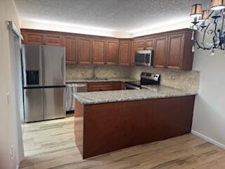 Building Photo - 423 4th Ln