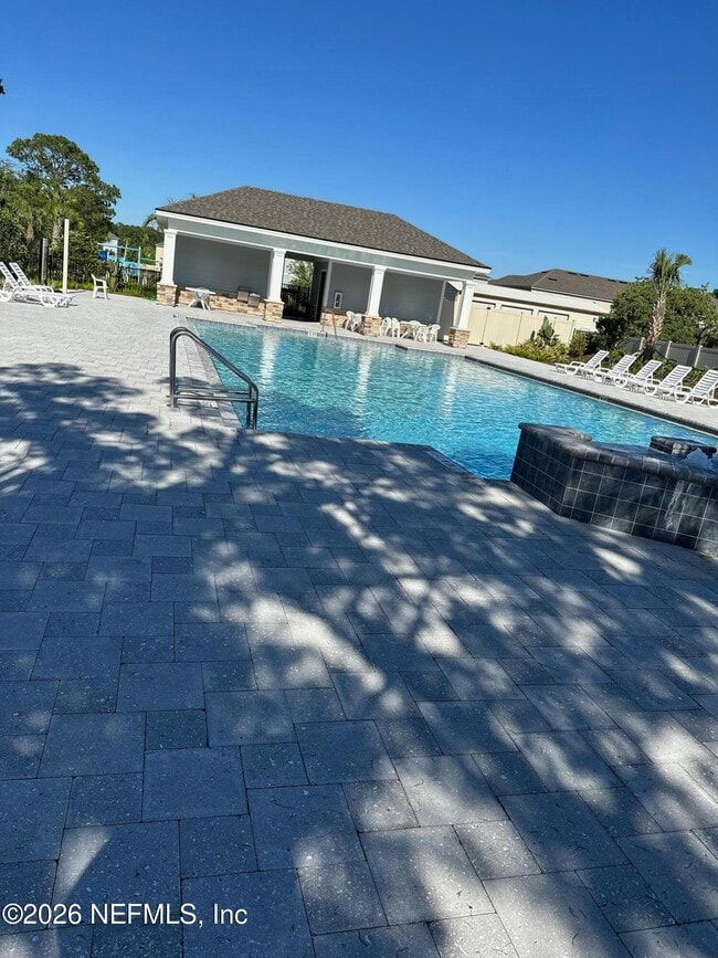 Building Photo - 233 Annies Pl