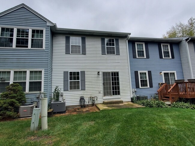 Building Photo - 1355 Dunham Ct