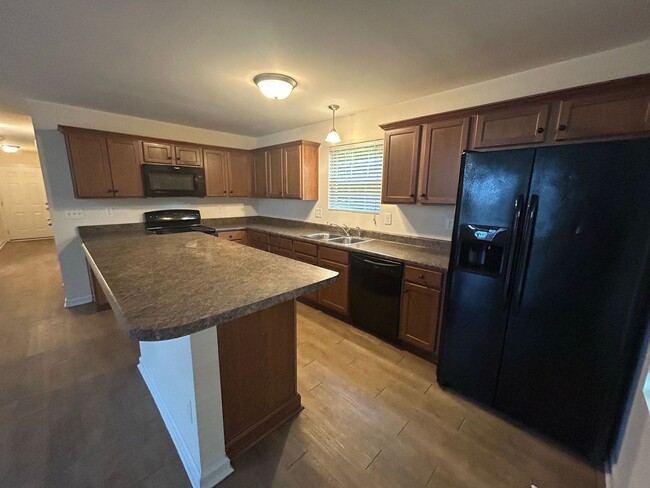 Building Photo - PRE-LEASING FOR AUGUST 2026!