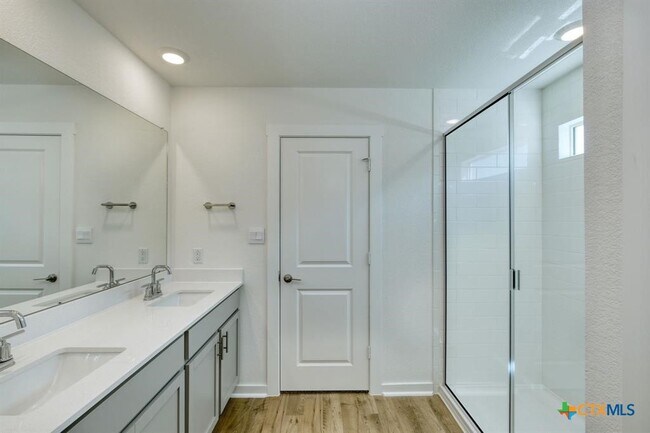 Building Photo - 2438 Wallin Bradley Dr