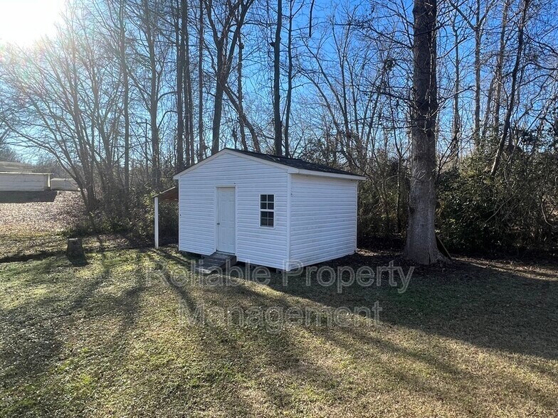 Building Photo - 5789 Zacks Mill Rd