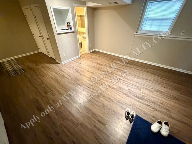 Building Photo - Beautiful Ranch Home in Park Hill School District-Coming SOON!