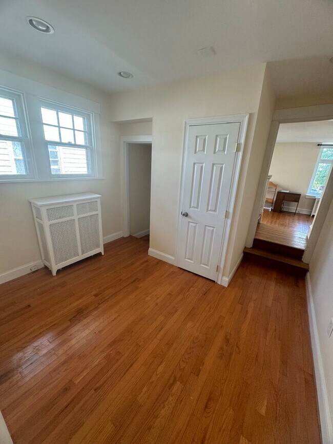 Building Photo - Upper Darby  rental. Ready to tour.