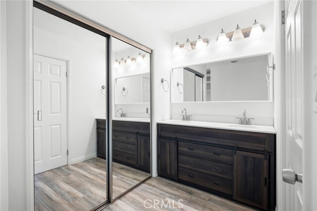 Building Photo - 6438 Densmore Ave