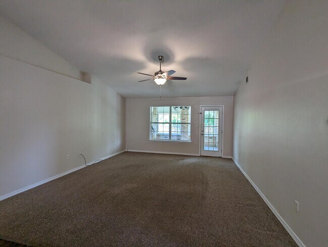 Building Photo - 9768 Parker Lake Cir