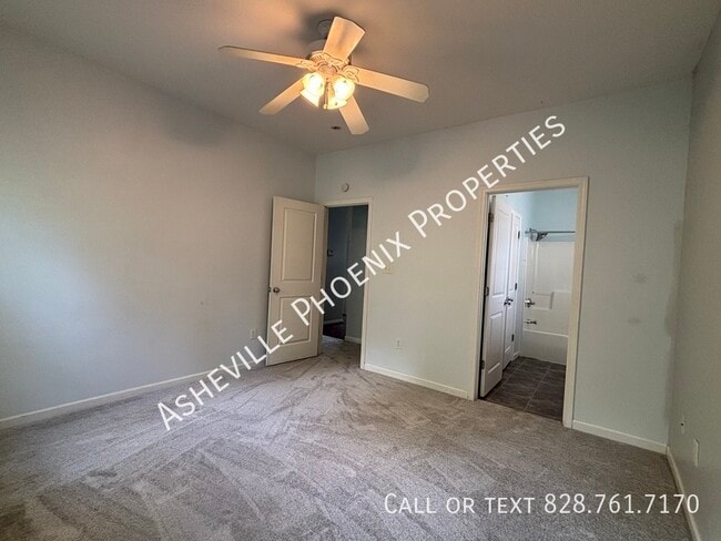 Building Photo - 52 Woodcreek Cir