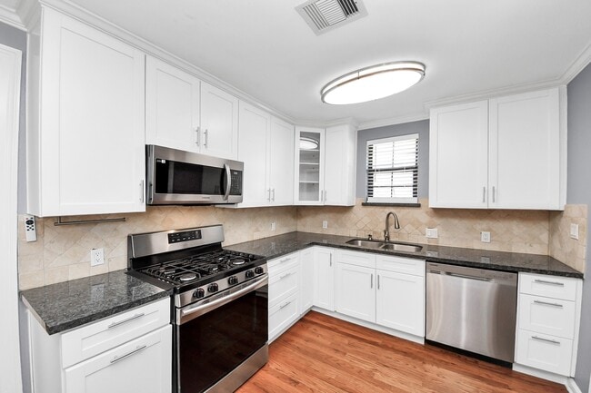 Building Photo - 5635 Mc Cracken Rd