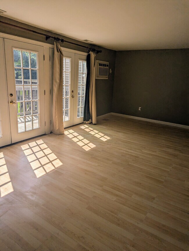 Building Photo - 118 Bayberry Ln