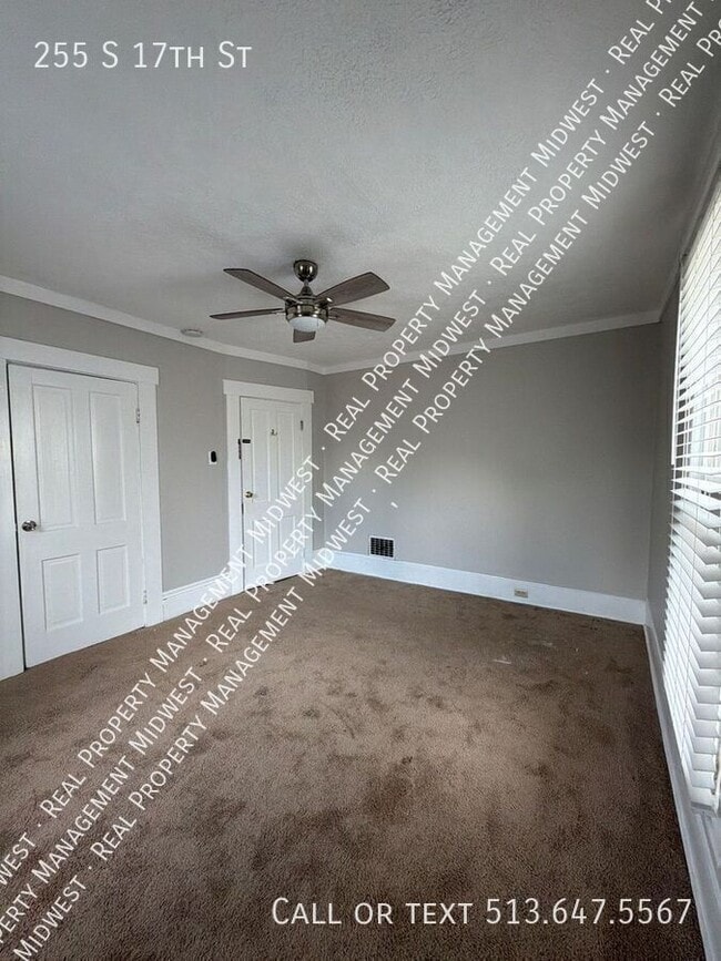 Building Photo - 255 S 17th St