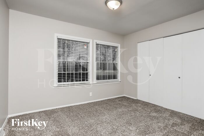 Building Photo - 12431 Betsy Ross Ln