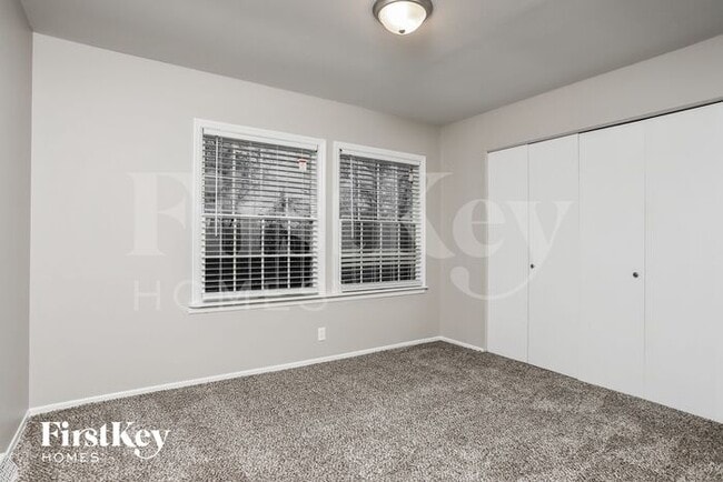 Building Photo - 12431 Betsy Ross Ln