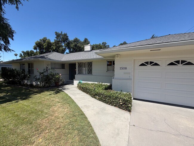 Building Photo - 1508 Park Blvd