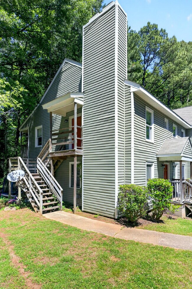 Building Photo - 1501 Mary Frances Pl