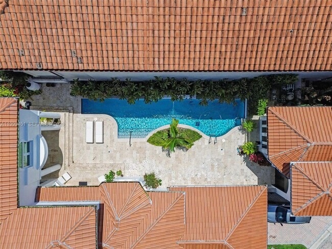 Building Photo - 13689 Deering Bay Dr