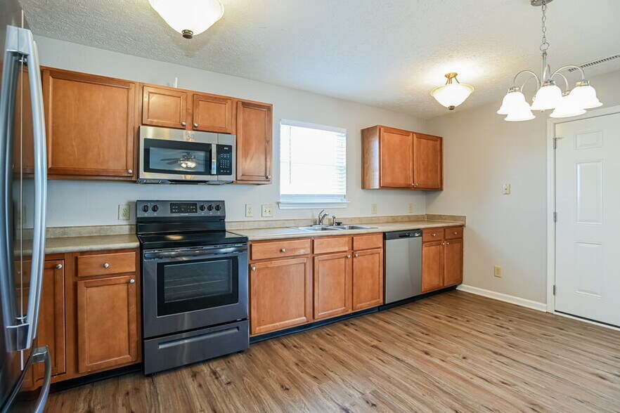 Building Photo - 1589 Matthew Allen Cir
