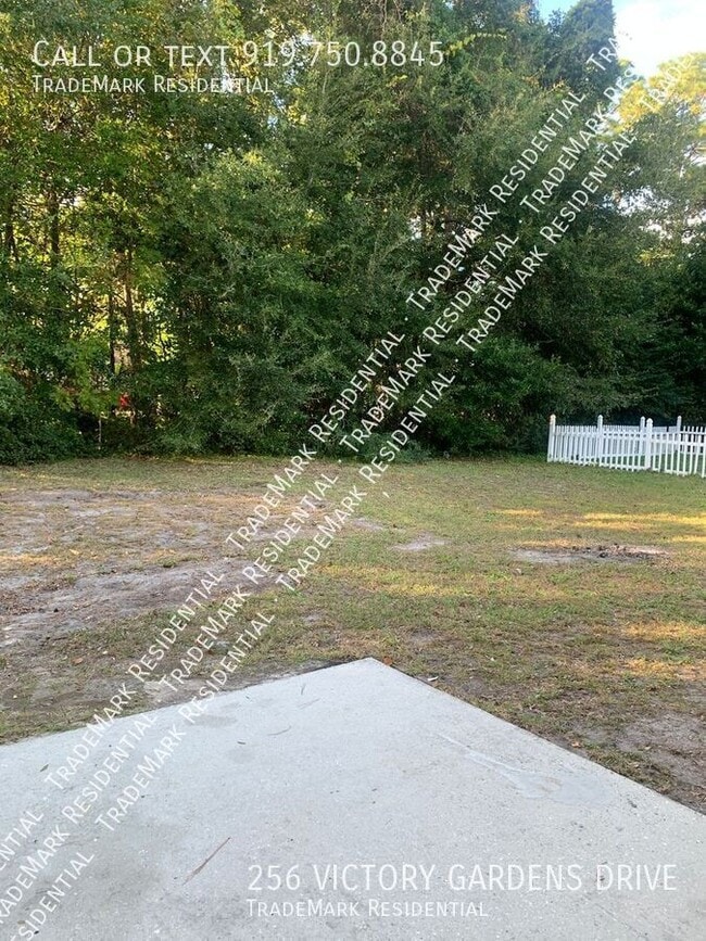 Building Photo - 256 Victory Gardens Dr