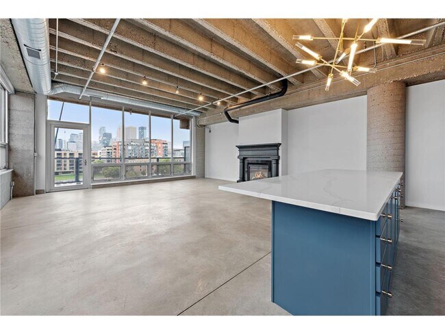 Building Photo - 901 N 3rd St