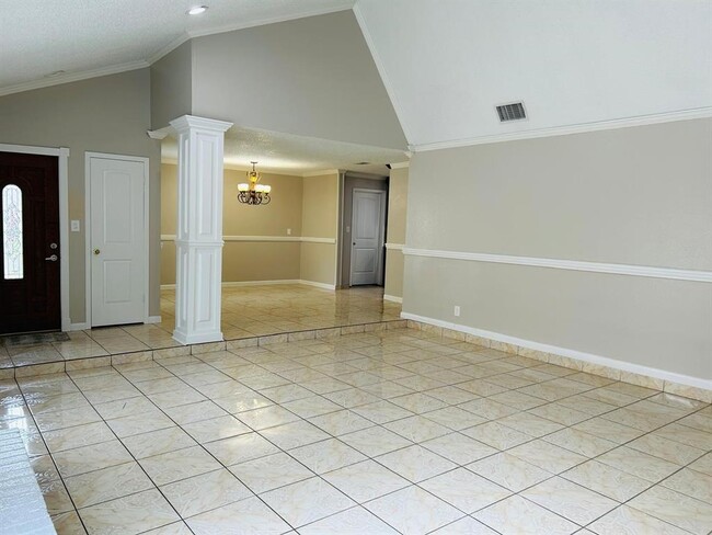 Building Photo - 13538 Clarewood Dr