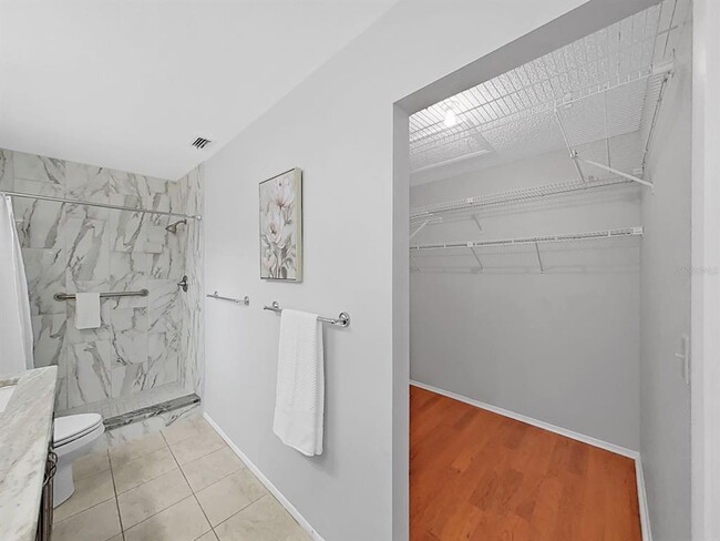 Building Photo - 878 Rustic Oaks Dr