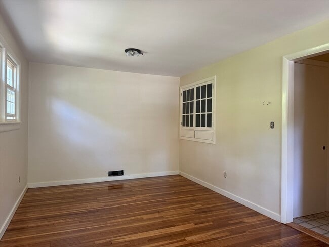 Building Photo - 22 Wild Rose Ave