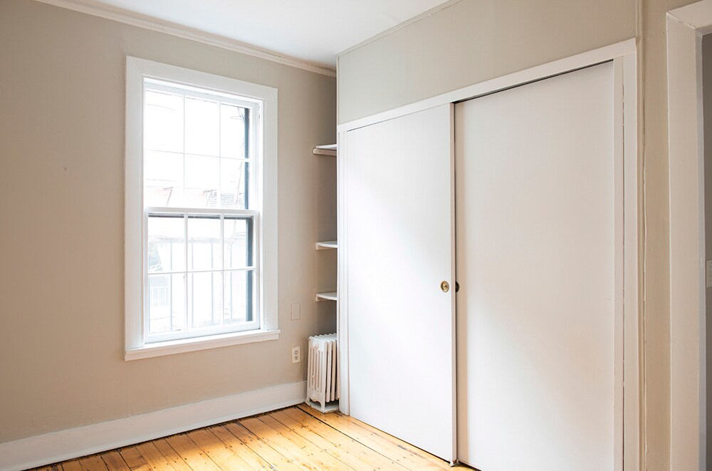 Building Photo - 33 Gray St