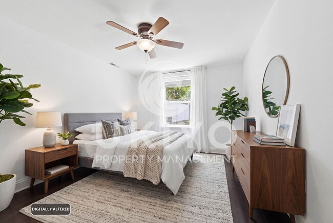 Building Photo - 1123 30th St