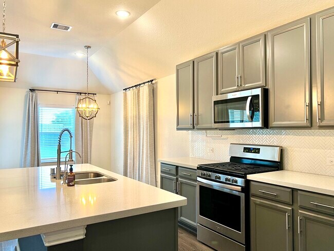 Building Photo - 23231 Twilight Oaks Ct