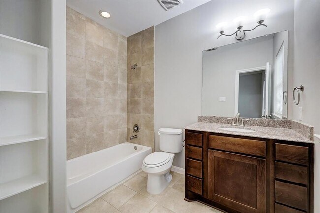 Building Photo - 2723 Misty Heath Ln