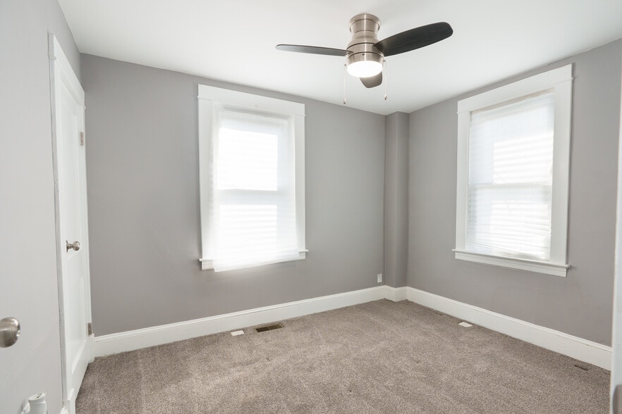 Building Photo - 3706 3rd St