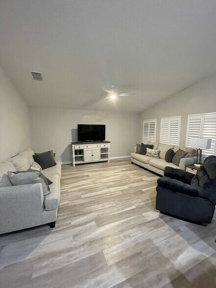 Building Photo - 13114 Zolo Springs Cir
