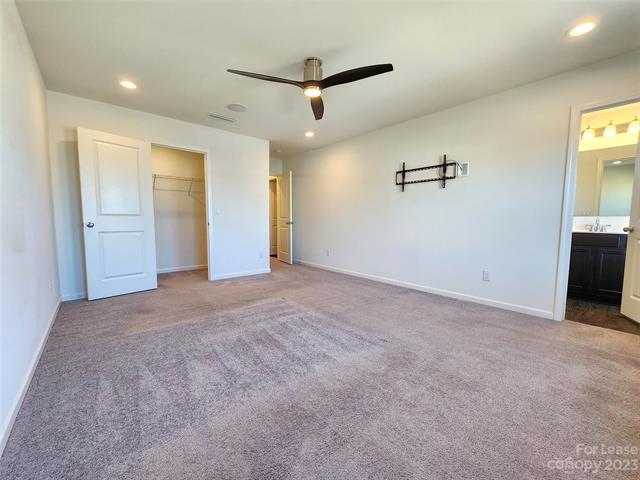 Building Photo - 150 Pin Oak Ct