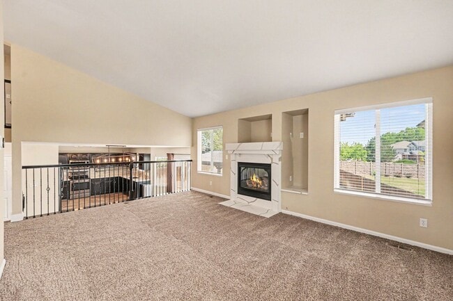 Building Photo - Fantastic Home in the Desirable Sterling Hills Neighborhood