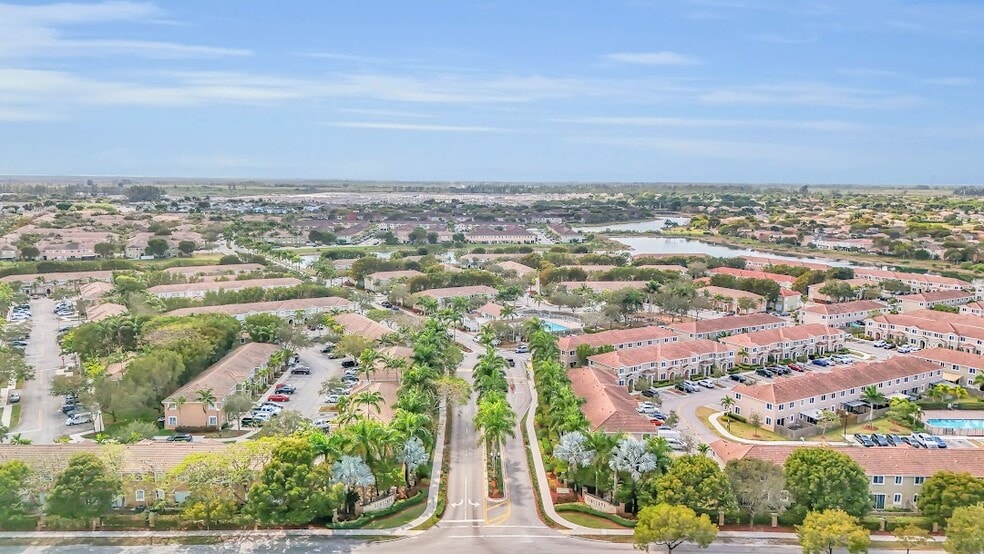 Building Photo - 2342 SE 10th St