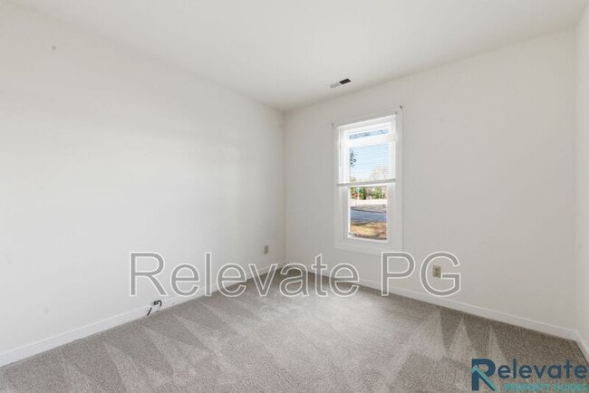 Building Photo - 2713 Chariot St