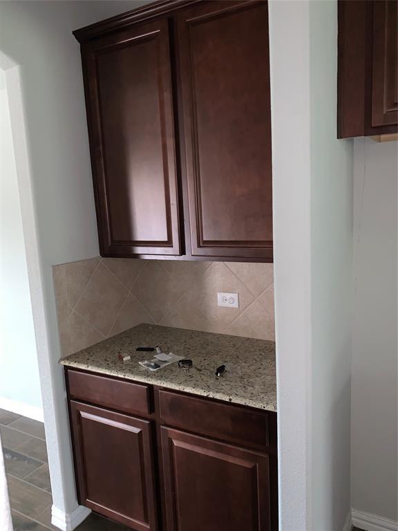 Building Photo - 1613 Ridge Creek Ln