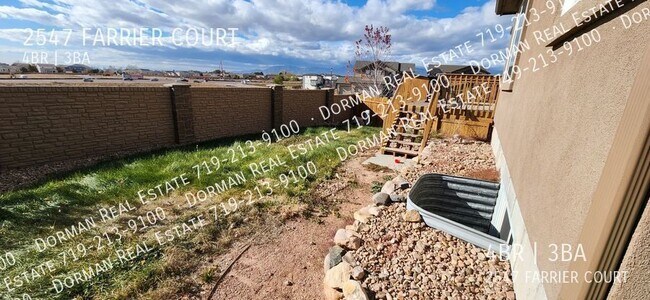 Building Photo - 2547 Farrier Ct