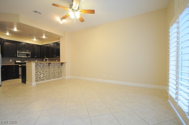 Building Photo - 9129 Eagle Ridge Dr