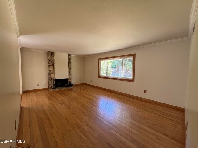 Building Photo - 1287 Knollwood Dr