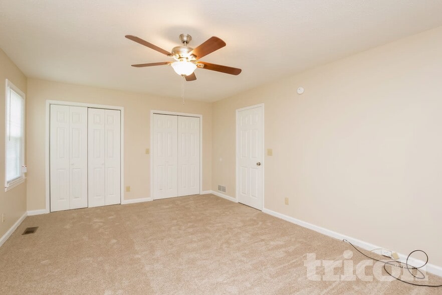 Building Photo - 234 Deerchase Dr
