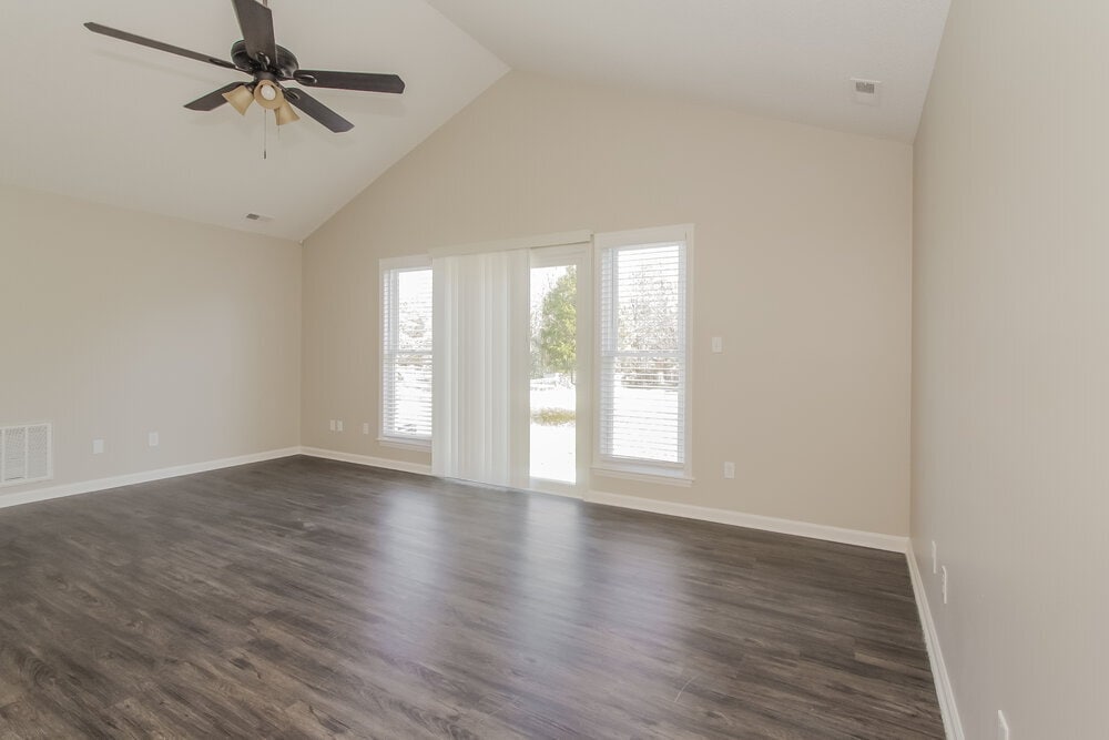 Building Photo - 2808 Faircroft Way