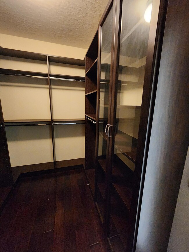 Building Photo - 3941 Orchard Dr