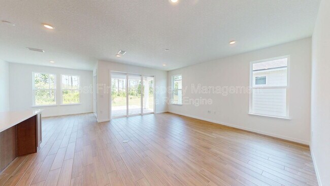 Building Photo - 149 Creek Pebble Dr
