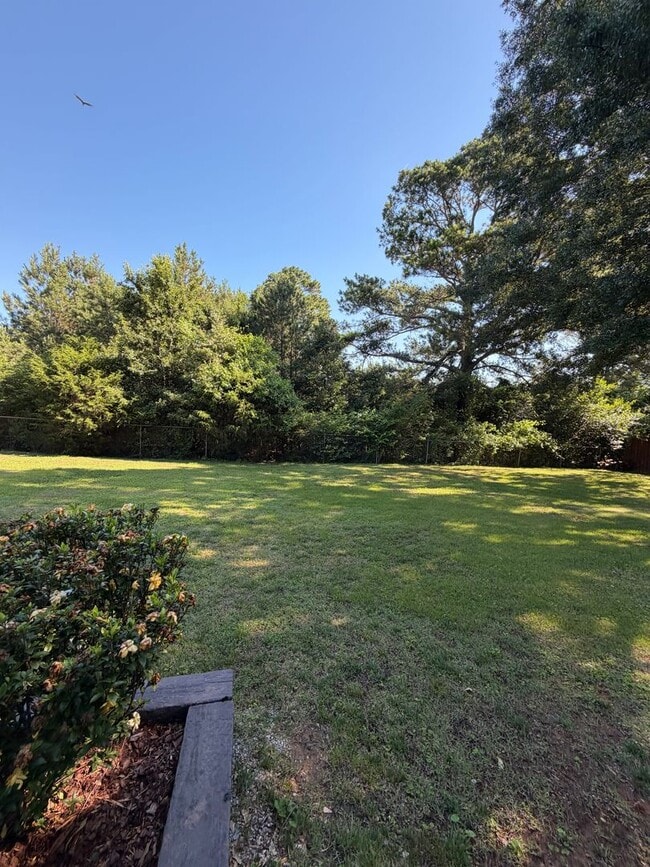 Building Photo - 125 Camp Ground Rd