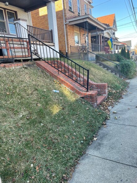 Building Photo - 1445 Alabama Ave