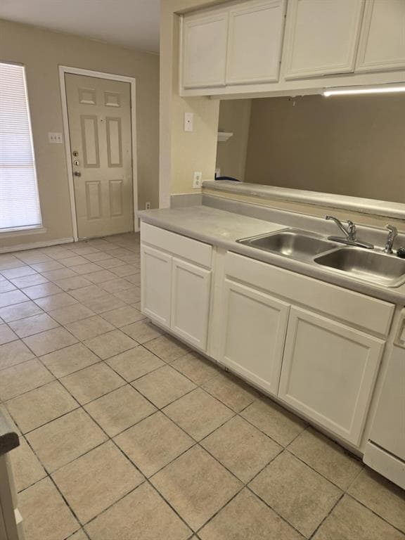 Building Photo - 2209 Creekside Ln