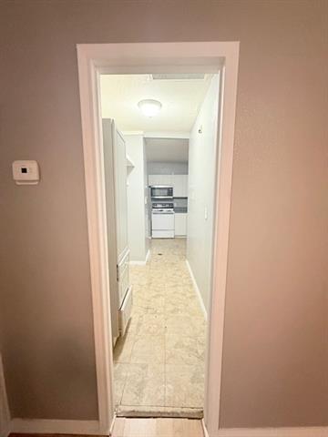 Building Photo - 111 W Avenue D