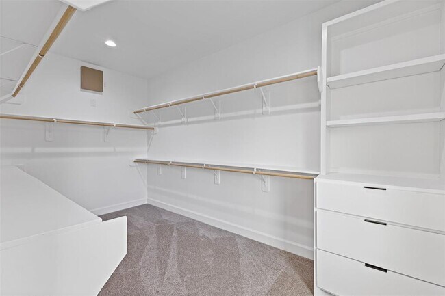 Building Photo - 3613 Gano St