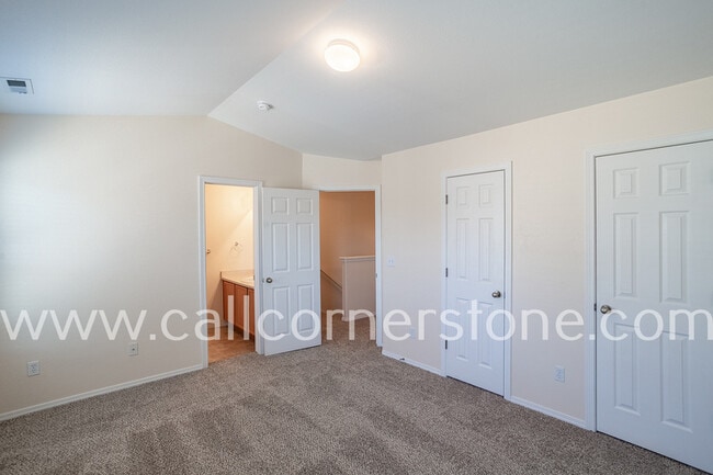 Building Photo - 10536 Wells Point