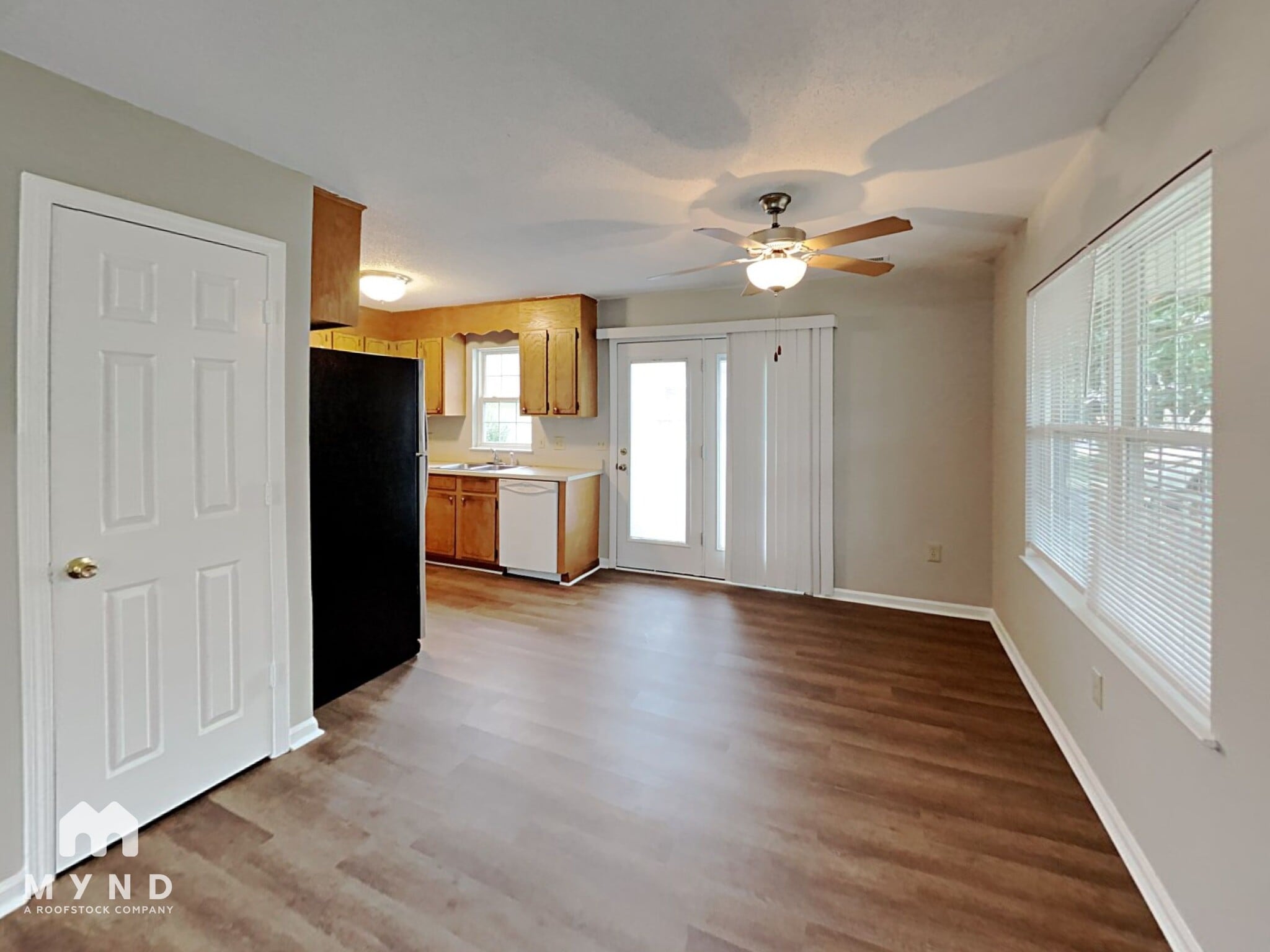 Building Photo - 545 Newell St NW